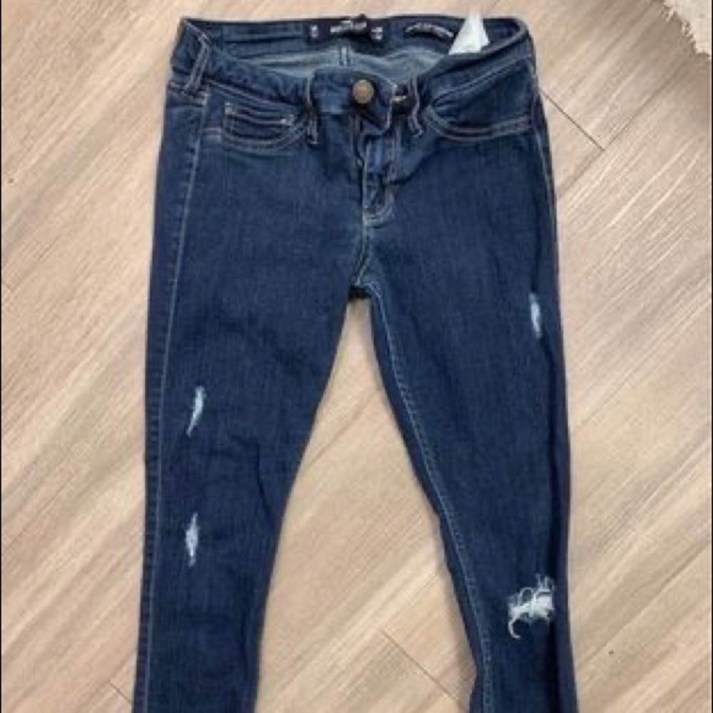 Hollister Size 3 Skinny Jeans